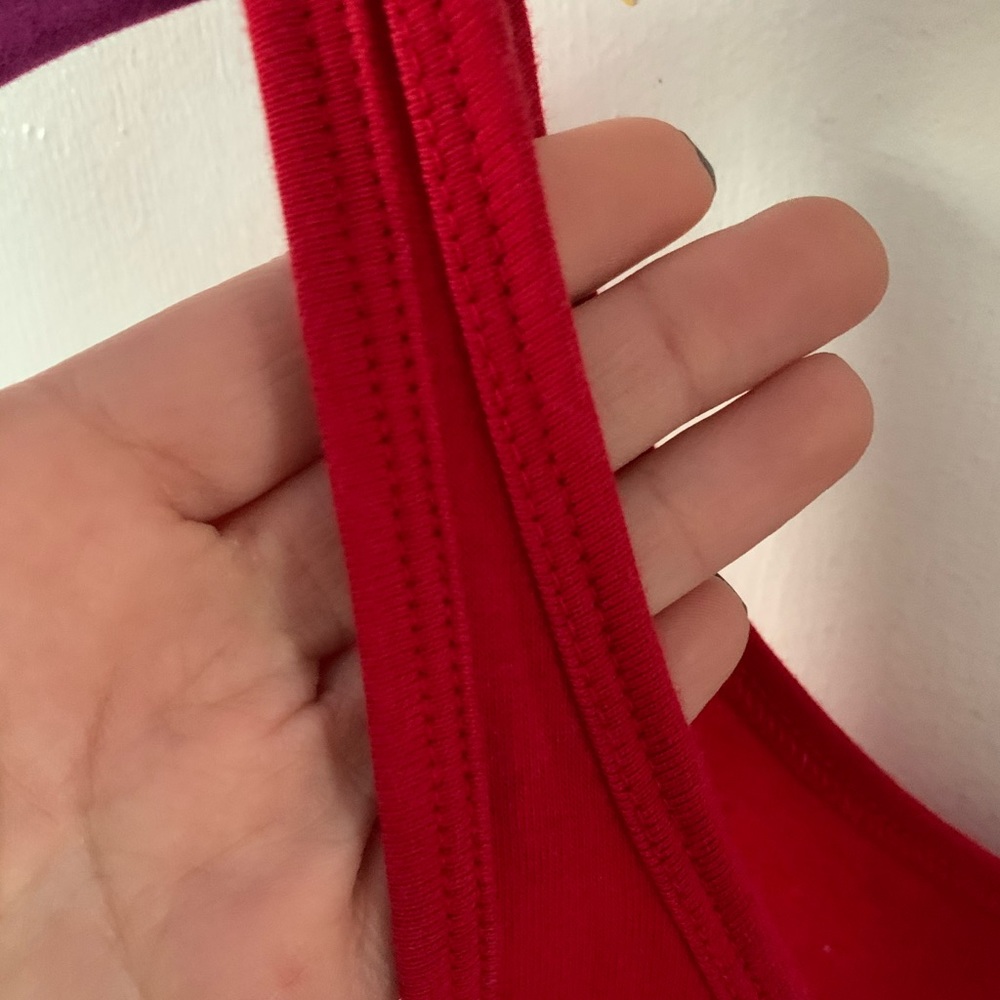 Red Tank - Picture 3 of 3